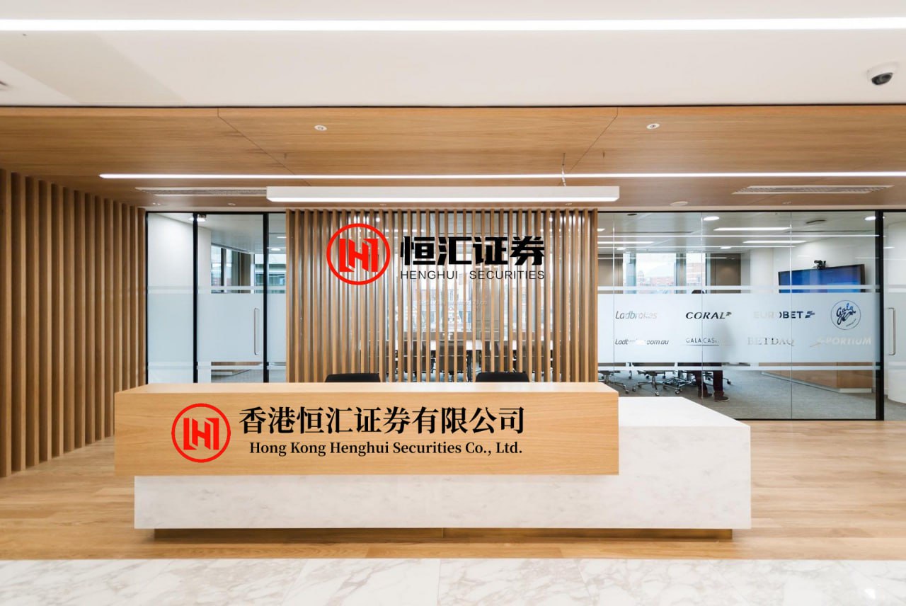 股配咖吧 激发了中国汽车统一审美！保时捷中国CEO回应外观被抄袭：原创永远是原创
